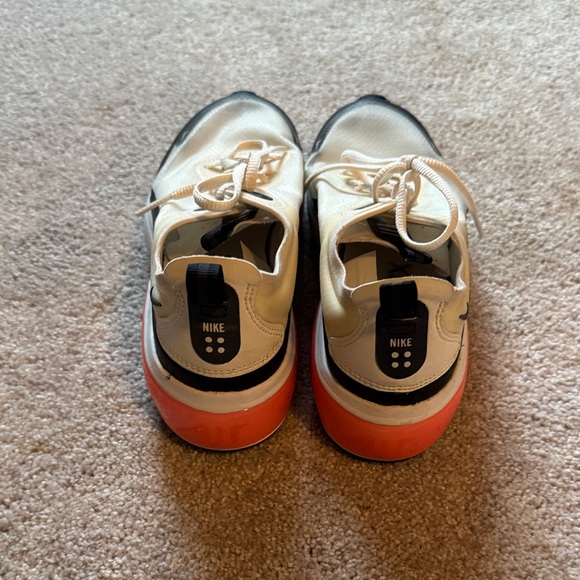 Nike Cream and Black Airmax Sneakers with Orange Soles - Picture 2 of 5